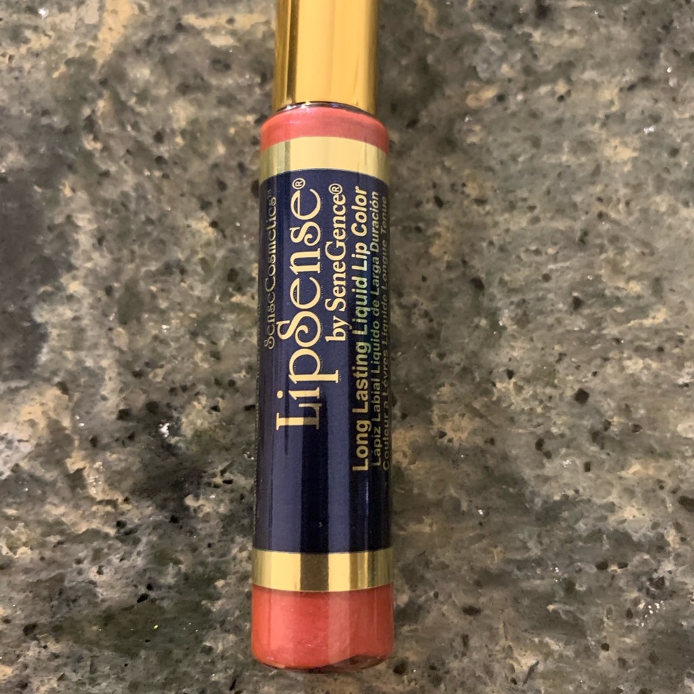 LIPSENSE KATHY’S KISSES